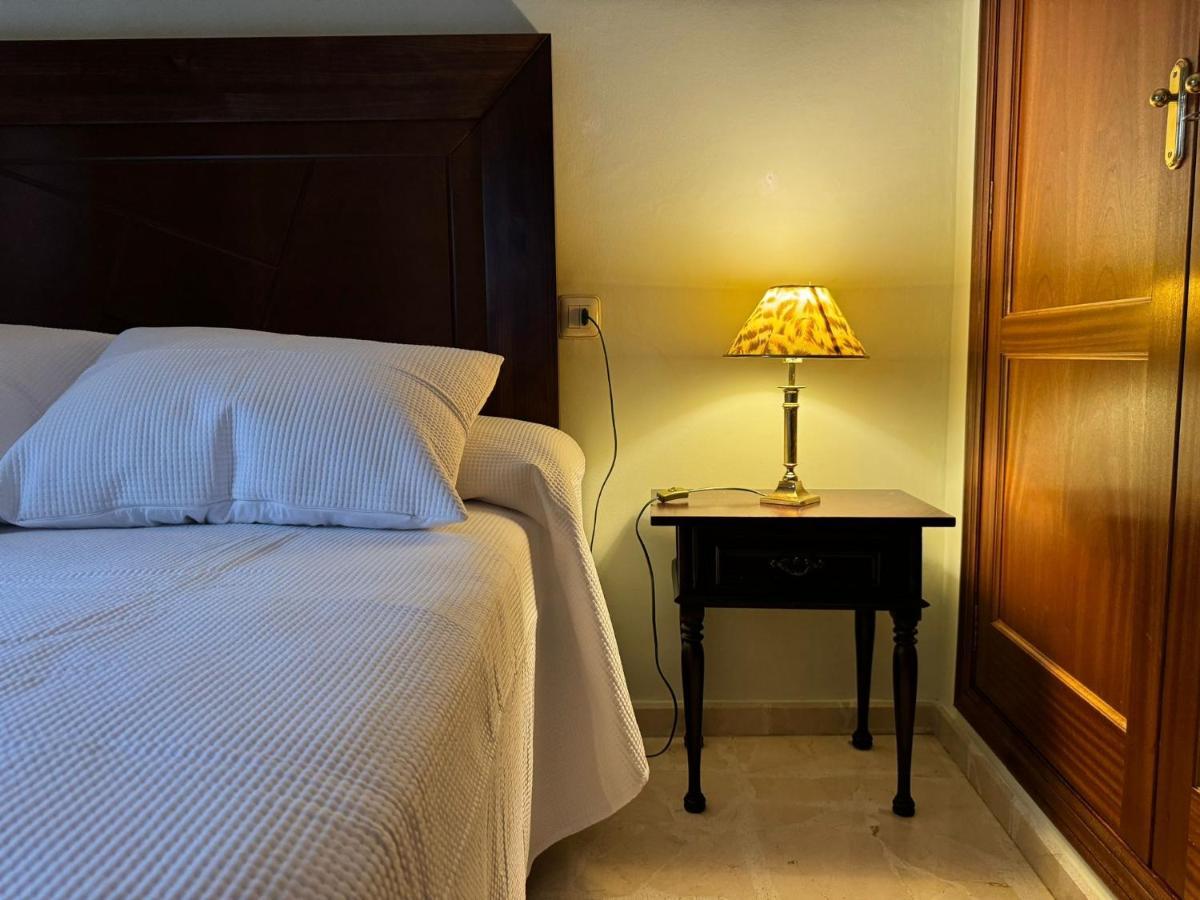 Apartamento Buen Pastor Con Parking Gratuito Cordoue Extérieur photo