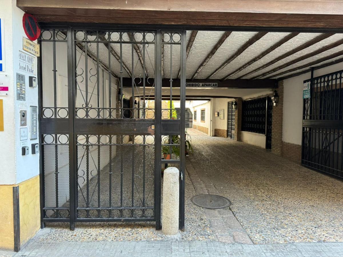 Apartamento Buen Pastor Con Parking Gratuito Cordoue Extérieur photo